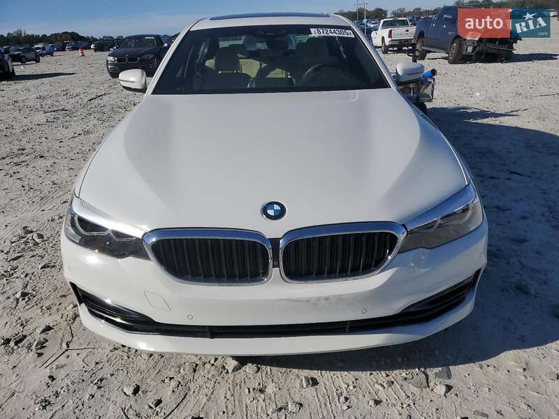 Седан BMW 5 Series 2019 в Львові