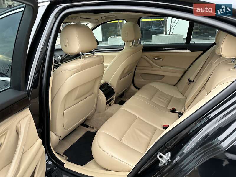 Седан BMW 5 Series 2014 в Киеве