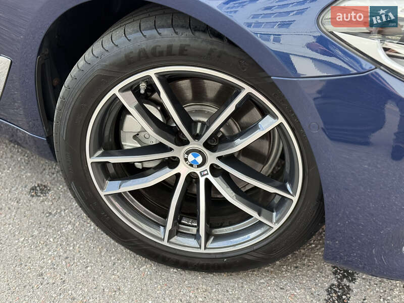 Седан BMW 5 Series 2018 в Киеве фото 14 Седан BMW 5 Series 2018 в Киеве
