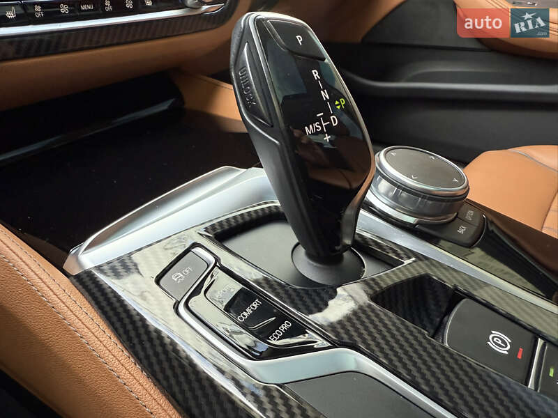 Седан BMW 5 Series 2018 в Киеве фото 46 Седан BMW 5 Series 2018 в Киеве