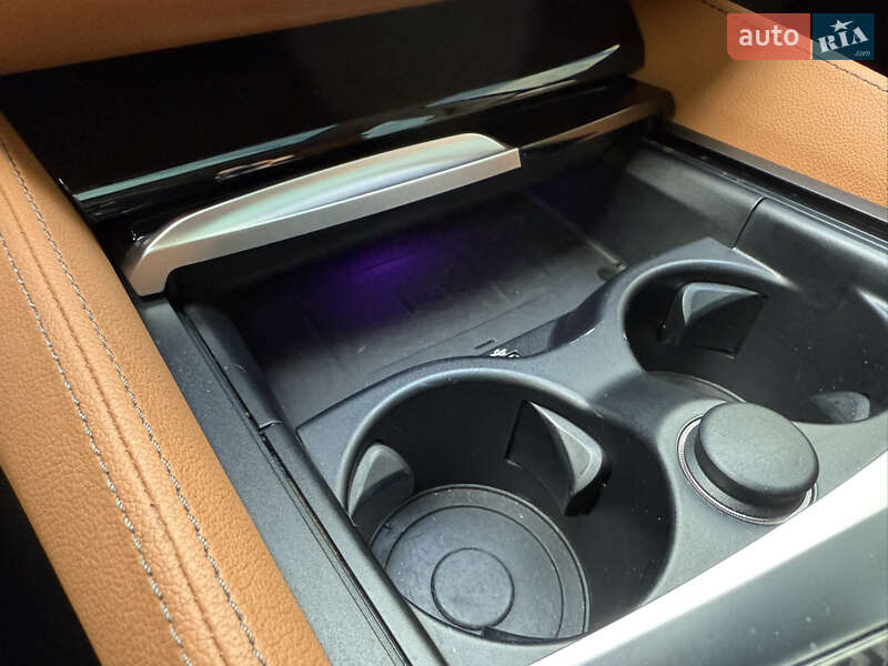 Седан BMW 5 Series 2018 в Киеве фото 54 Седан BMW 5 Series 2018 в Киеве