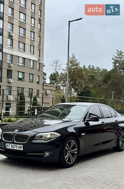 Седан BMW 5 Series 2012 в 