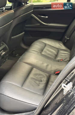 Седан BMW 5 Series 2012 в 