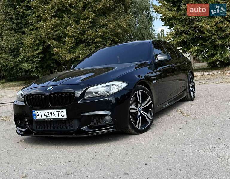 Седан BMW 5 Series 2012 в 