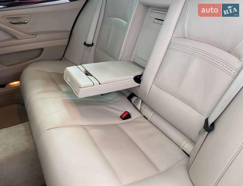 Седан BMW 5 Series 2013 в Львове фото 13 Седан BMW 5 Series 2013 в Львове