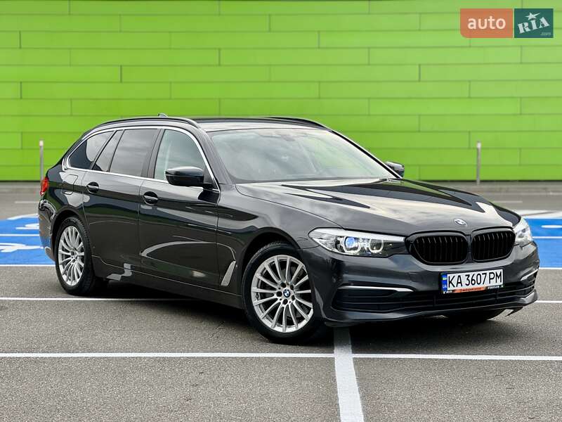 Універсал BMW 5 Series 2017 в Києві фото 10 Універсал BMW 5 Series 2017 в Києві