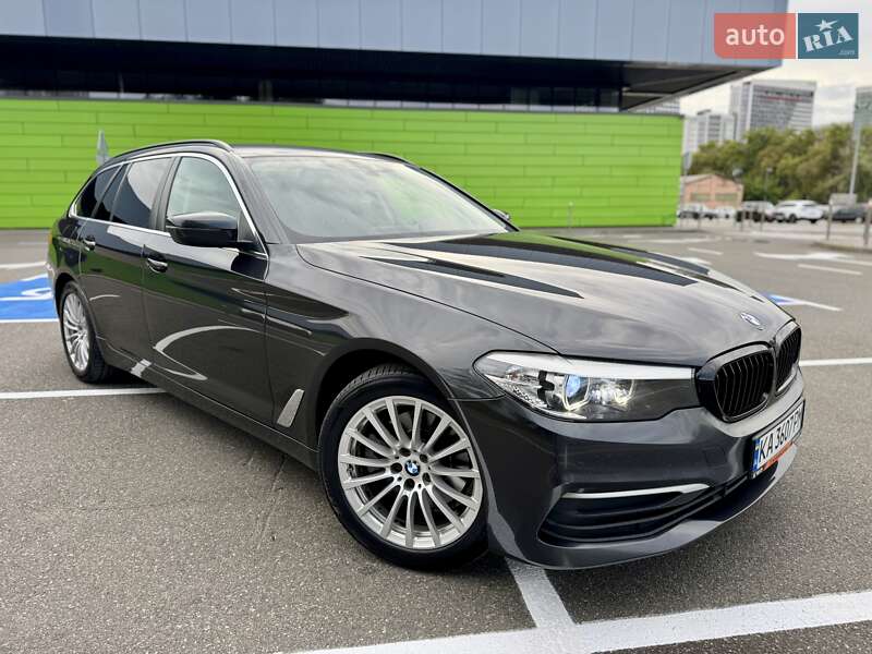 Універсал BMW 5 Series 2017 в Києві фото 12 Універсал BMW 5 Series 2017 в Києві