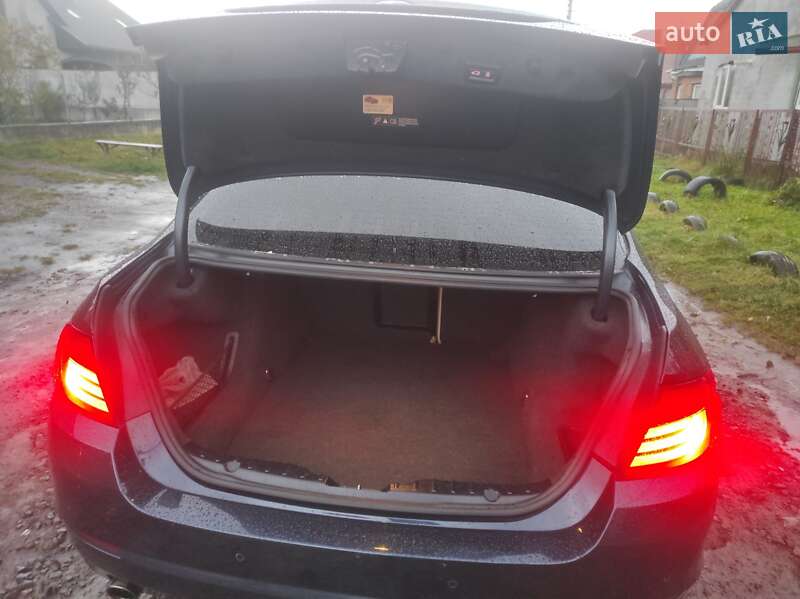 Седан BMW 5 Series 2013 в Ковелі