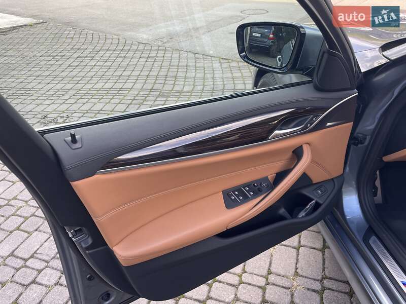 Седан BMW 5 Series 2019 в Черновцах фото 23 Седан BMW 5 Series 2019 в Черновцах