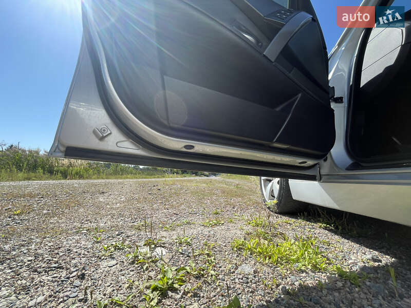 Універсал BMW 5 Series 2005 в Рокитному