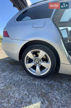 Универсал BMW 5 Series 2005 в  фото 27 Универсал BMW 5 Series 2005 в