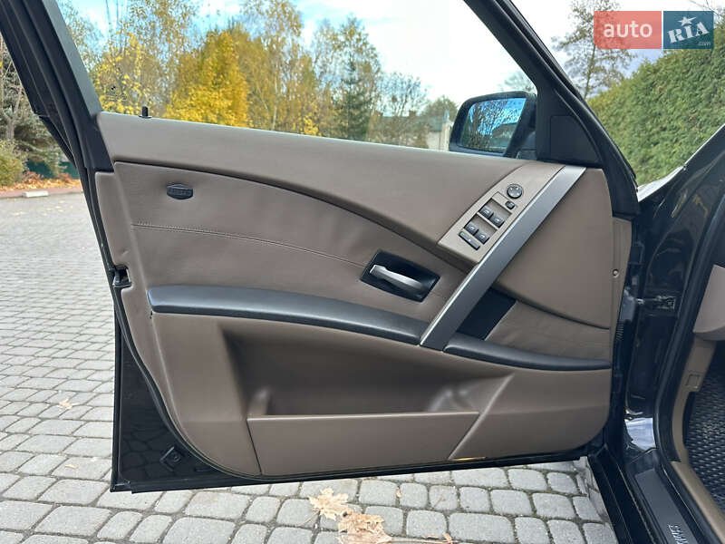Універсал BMW 5 Series 2004 в Львові