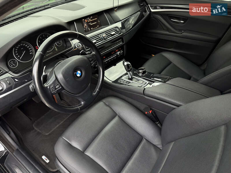 Седан BMW 5 Series 2016 в Киеве