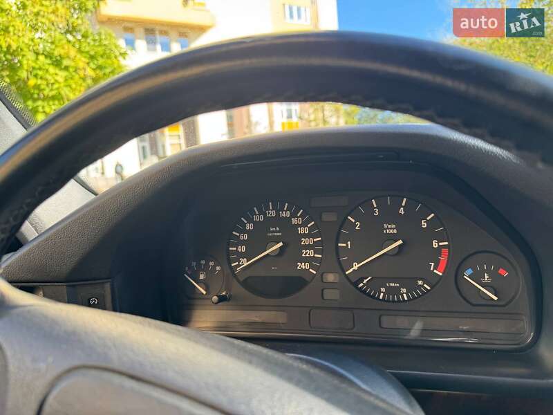 Седан BMW 5 Series 1995 в Киеве фото 34 Седан BMW 5 Series 1995 в Киеве