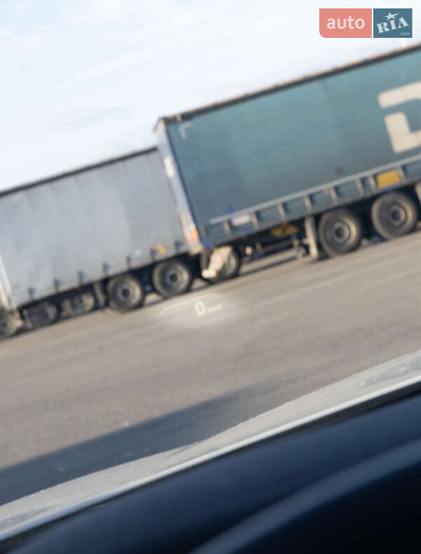 Седан BMW 5 Series 2017 в Львове фото 30 Седан BMW 5 Series 2017 в Львове