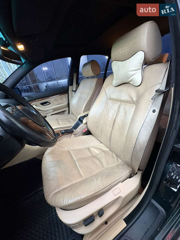 Седан BMW 5 Series 2001 в Киеве