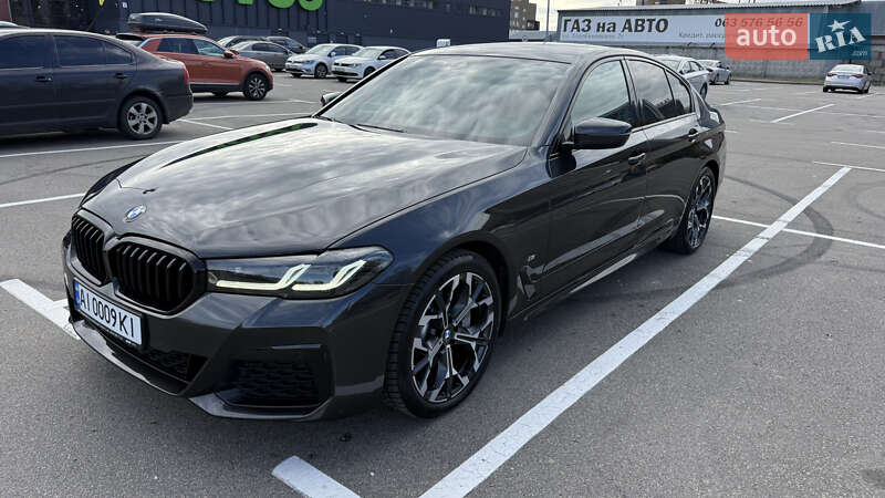 Седан BMW 5 Series 2021 в Києві