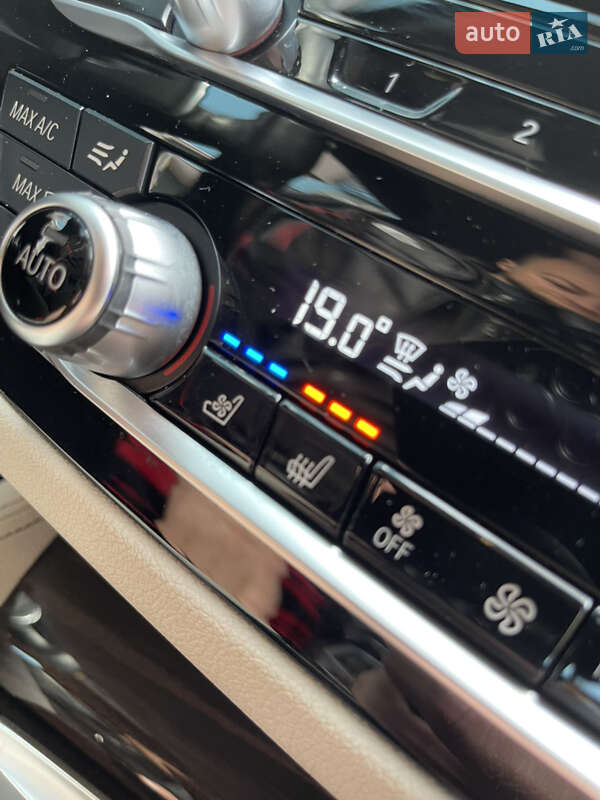 Седан BMW 5 Series 2018 в Днепре