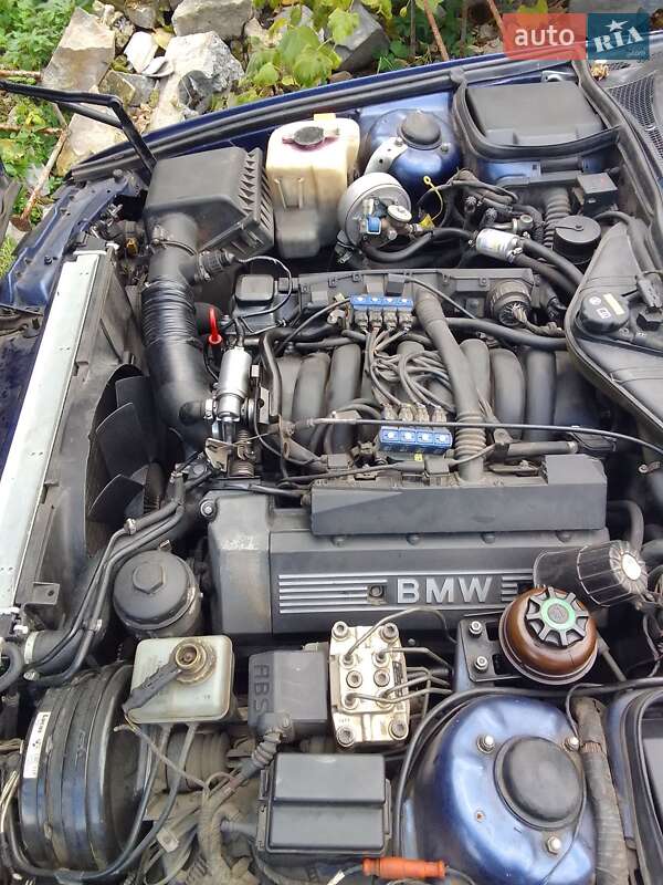 Седан BMW 5 Series 1994 в Звягеле фото 6 Седан BMW 5 Series 1994 в Звягеле