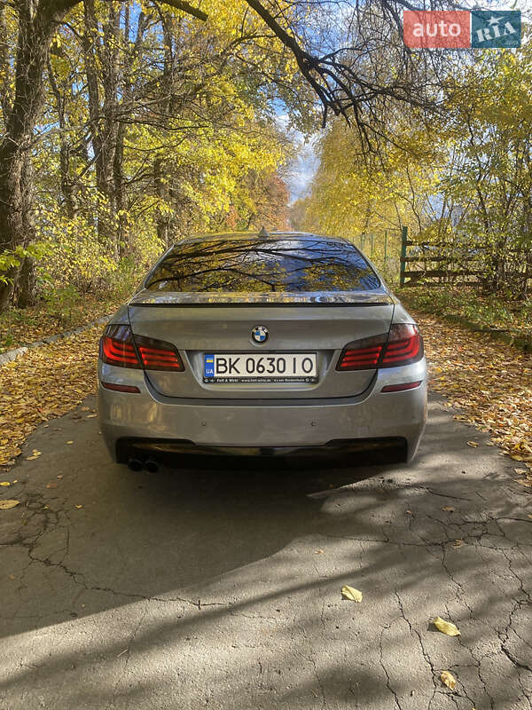 Седан BMW 5 Series 2010 в Корце фото 9 Седан BMW 5 Series 2010 в Корце