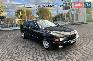 Седан BMW 5 Series 1999 в Чернівцях