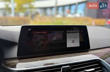 Седан BMW 5 Series 2018 в  фото 18 Седан BMW 5 Series 2018 в