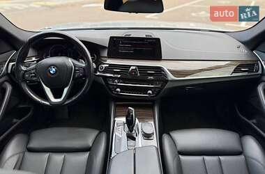 Седан BMW 5 Series 2018 в  фото 22 Седан BMW 5 Series 2018 в