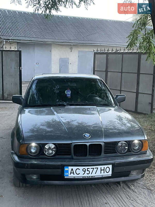BMW 5 Series 1990 BMW 5 Series 1990