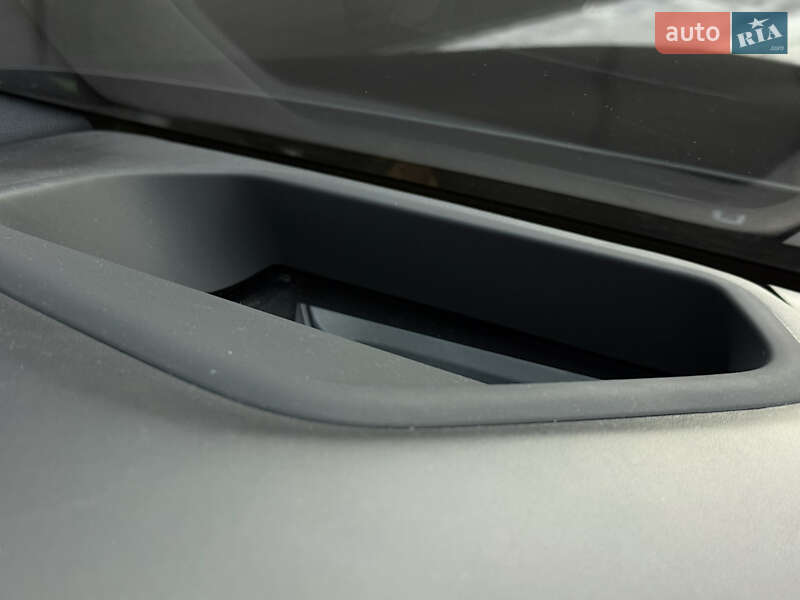 Седан BMW 5 Series 2018 в Шептицькому фото 17 Седан BMW 5 Series 2018 в Шептицькому