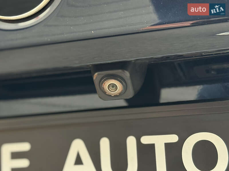 Седан BMW 5 Series 2018 в Києві фото 43 Седан BMW 5 Series 2018 в Києві