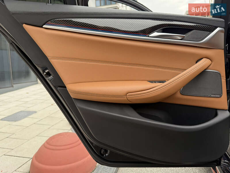 Седан BMW 5 Series 2018 в Києві фото 62 Седан BMW 5 Series 2018 в Києві