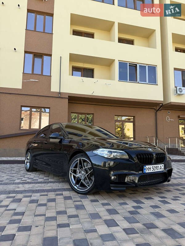 Седан BMW 5 Series 2016 в Измаиле