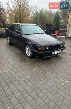 Седан BMW 5 Series 1989 в Запорожье