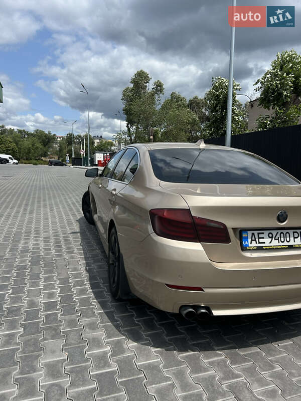 Седан BMW 5 Series 2013 в Дніпрі