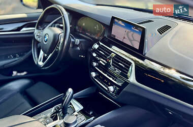 Седан BMW 5 Series 2019 в  фото 5 Седан BMW 5 Series 2019 в