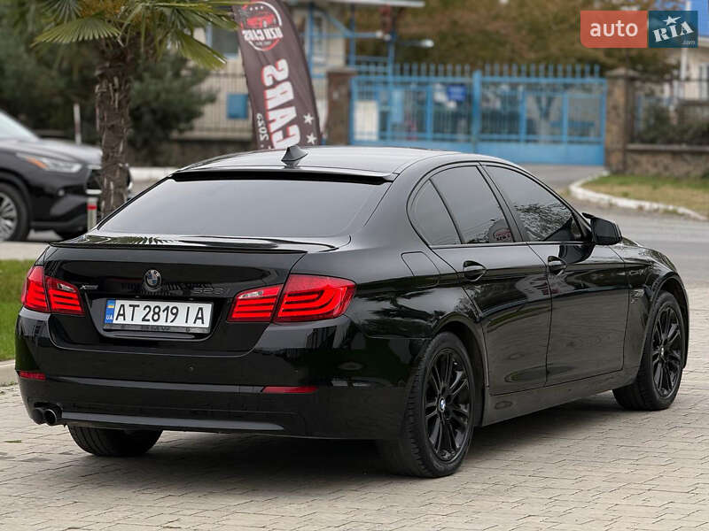 Седан BMW 5 Series 2011 в Ужгороде