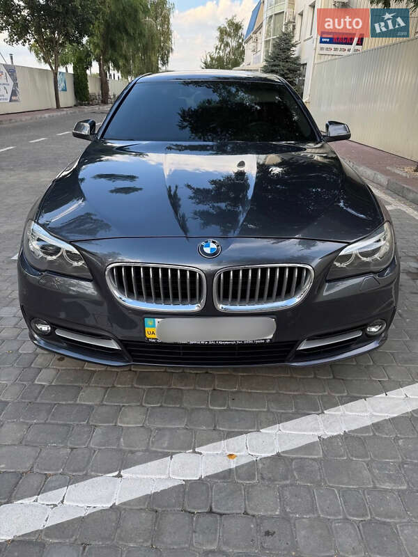 BMW 5 Series 2016