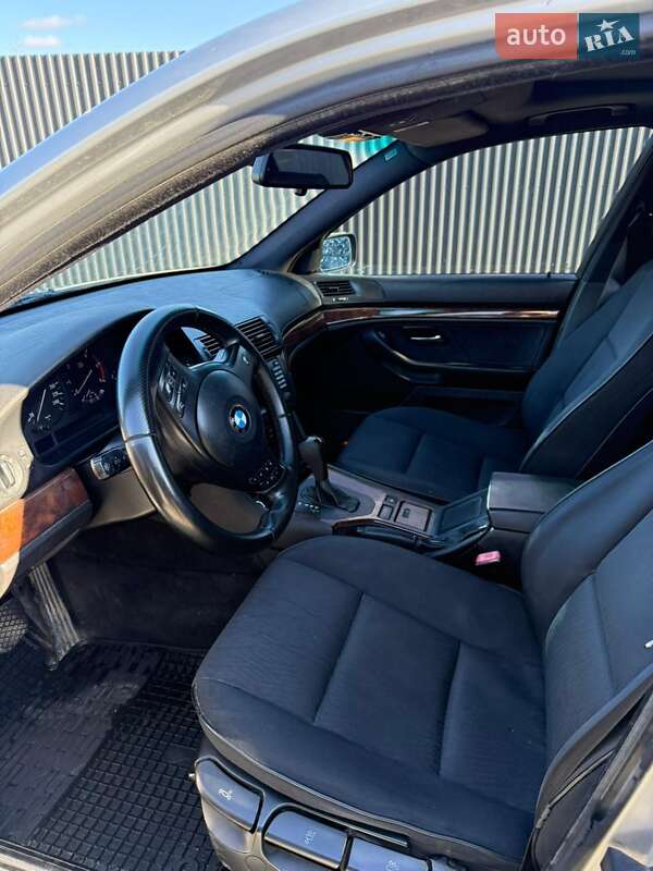 Седан BMW 5 Series 2002 в Летичіві