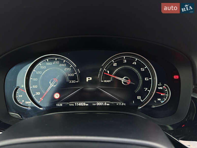 Седан BMW 5 Series 2018 в Киеве фото 23 Седан BMW 5 Series 2018 в Киеве