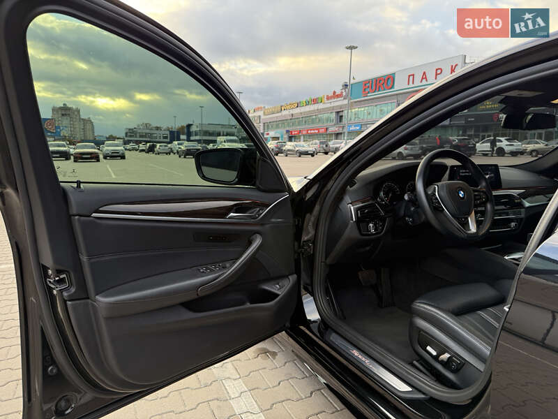 Седан BMW 5 Series 2018 в Киеве фото 29 Седан BMW 5 Series 2018 в Киеве