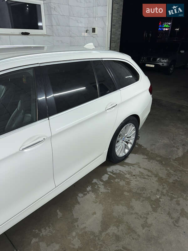 Універсал BMW 5 Series 2014 в Чернівцях фото 4 Універсал BMW 5 Series 2014 в Чернівцях