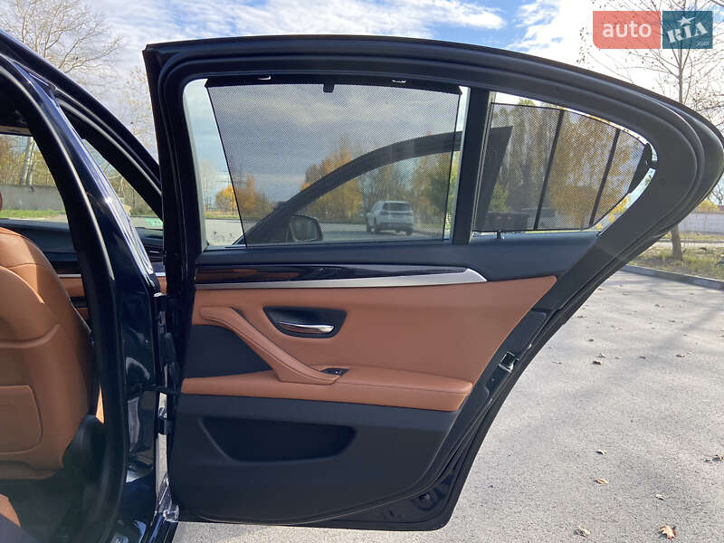 Седан BMW 5 Series 2014 в Чернигове