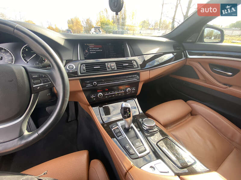 Седан BMW 5 Series 2014 в Чернигове