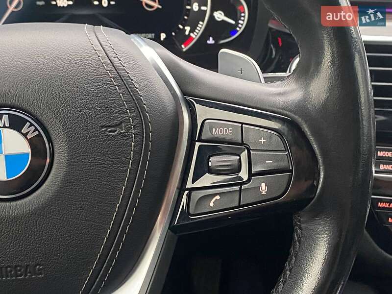 Седан BMW 5 Series 2017 в Киеве фото 26 Седан BMW 5 Series 2017 в Киеве
