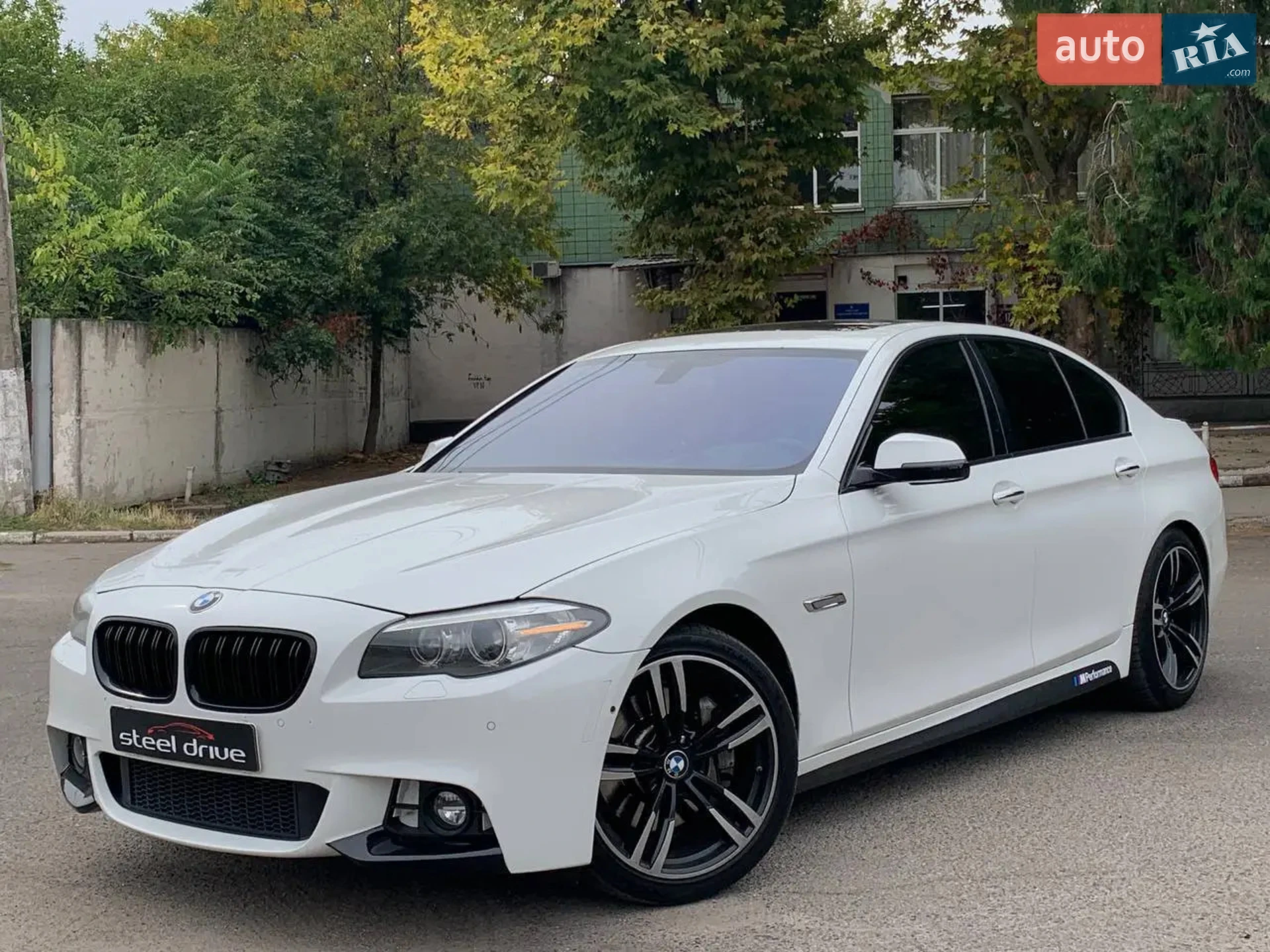2014 BMW 5er - мініатюра 13