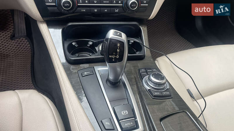 Седан BMW 5 Series 2010 в Киеве фото 19 Седан BMW 5 Series 2010 в Киеве