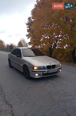 Седан BMW 5 Series 2000 в Вінниці