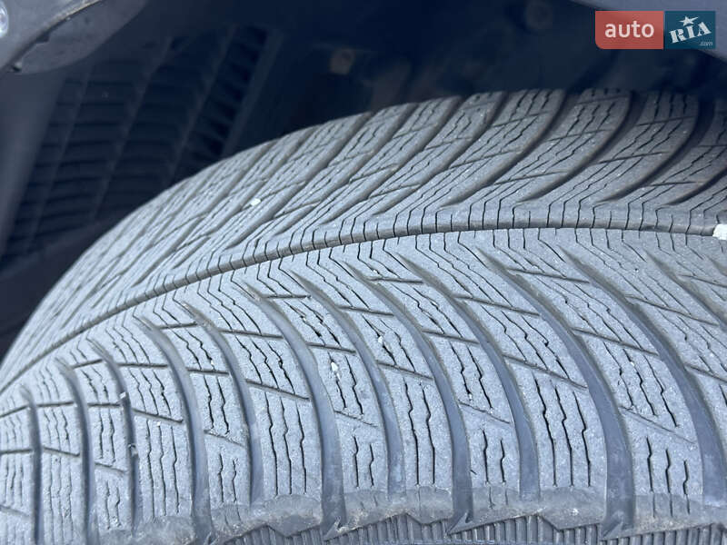 Седан BMW 5 Series 2015 в Киеве