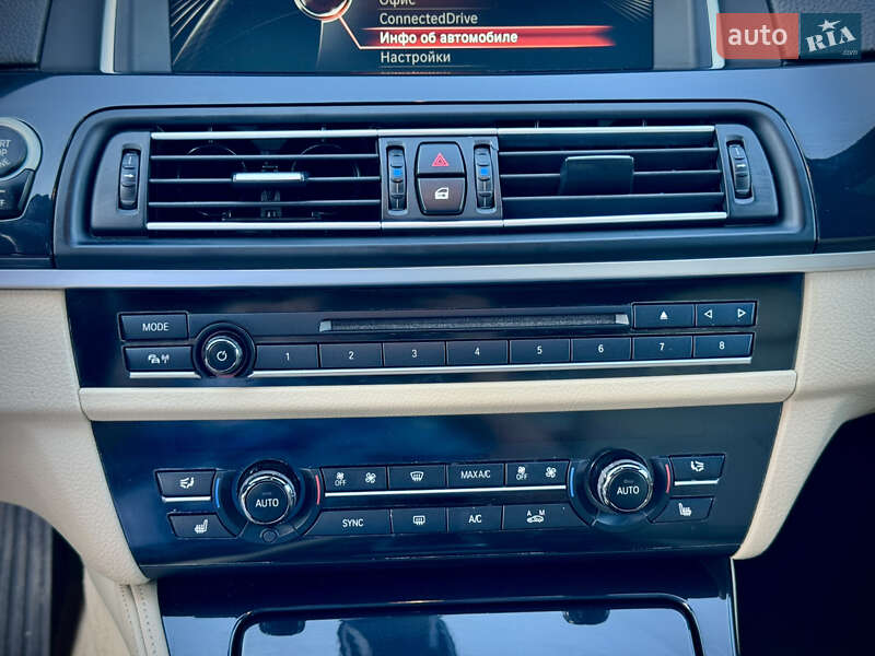 Седан BMW 5 Series 2015 в Киеве