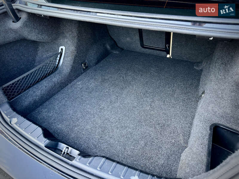 Седан BMW 5 Series 2015 в Киеве